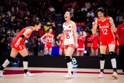 爆冷出局！中国女排1-3不敌法国，世界排名暴跌第七